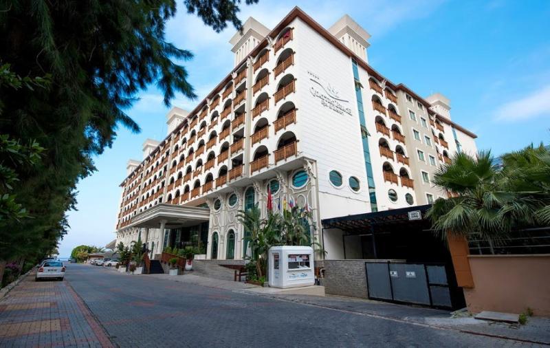 Hotel Quattro Beach Spa And Resort Konaklı Екстериор снимка